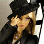 82002_colette_paintinblack_2007_face.jpg
