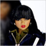 91165_colette_checkingoutset_2007_face.jpg