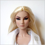 giselle_morningdew_2009_82027_face.jpg