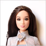 kira_ffsilver_H0946_face.jpg