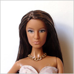 marisa_prettyyoungthing_C3821_2004_face.jpg