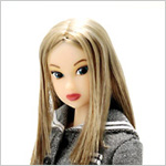 momoko_cityinthesea_217620_2010_face.jpg