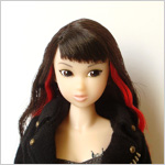momoko_sparkling80s_217550_2009_face.jpg