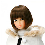 momoko_winterbusstop_2008_face.jpg