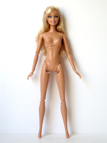 girly_fashionistas_2009_R9880_pic10.jpg